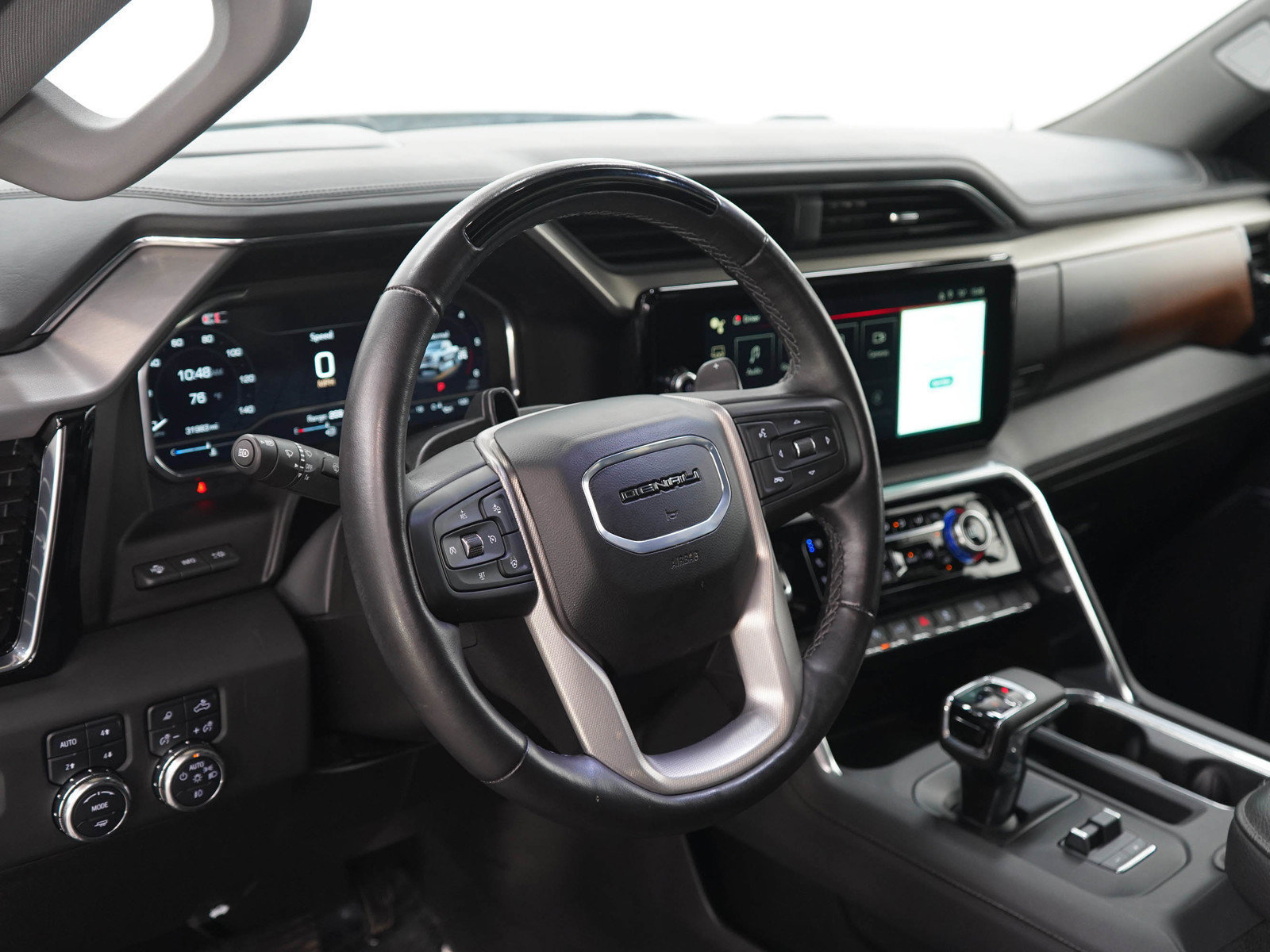Used 2025 GMC Sierra 1500 Denali w/ Technology Package AWD/4WD image 21