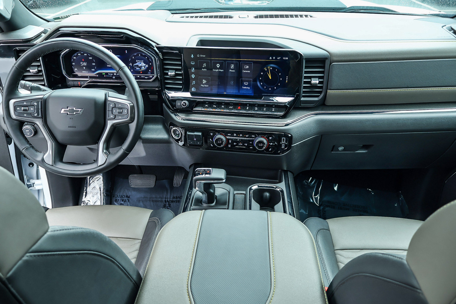 Used 2025 Chevrolet Silverado 1500 ZR2 w/ Technology Package AWD/4WD image 9