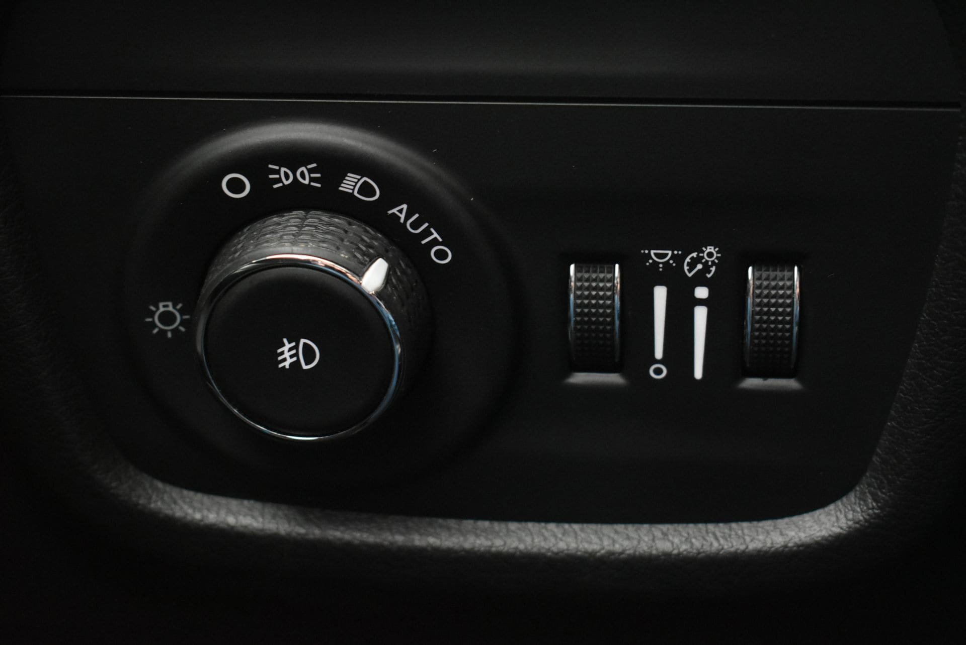 Used 2021 Jeep Grand Cherokee L Overland w/ Luxury Tech Group IV image 21