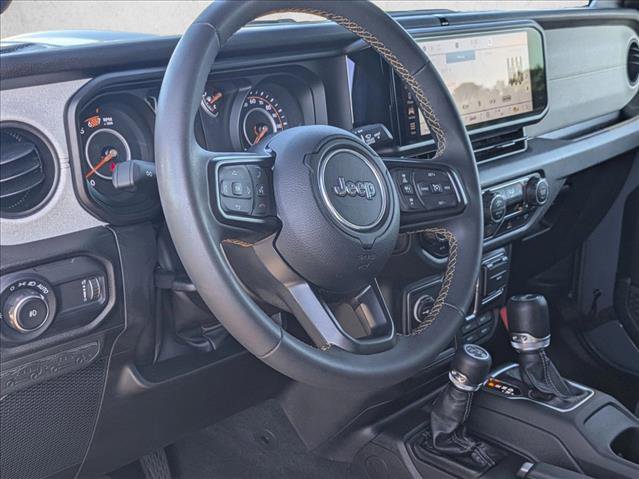 Used 2024 Jeep Wrangler Unlimited Sport AWD/4WD image 10