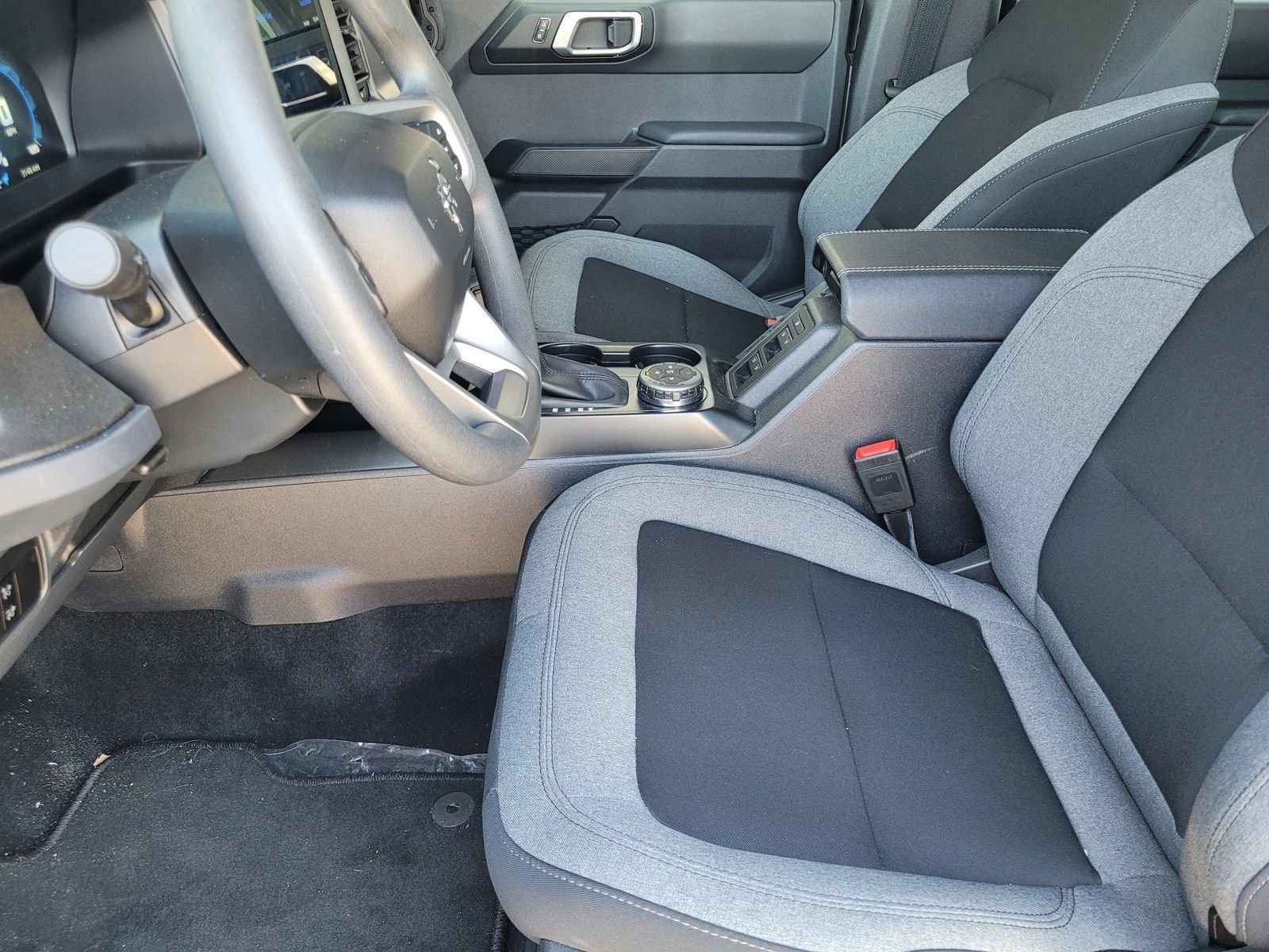 Used 2025 Ford Bronco 4-Door AWD/4WD image 20