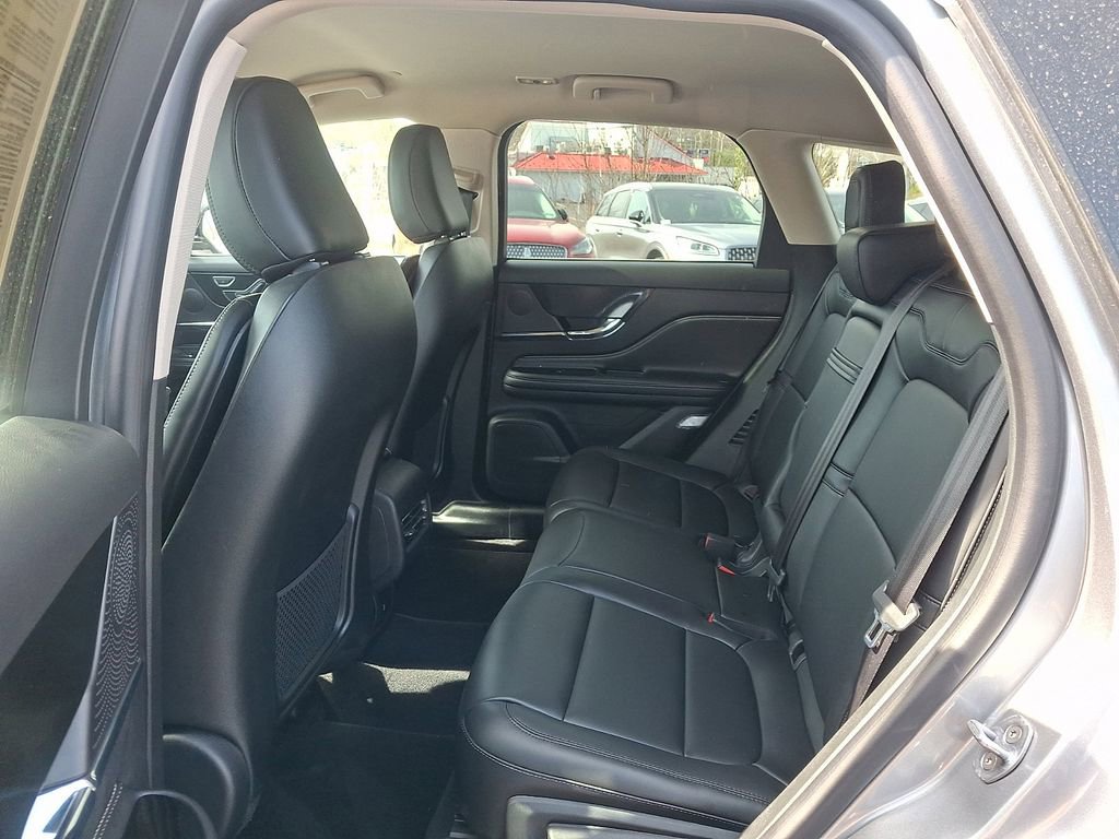 Certified 2024 Lincoln Corsair AWD image 10