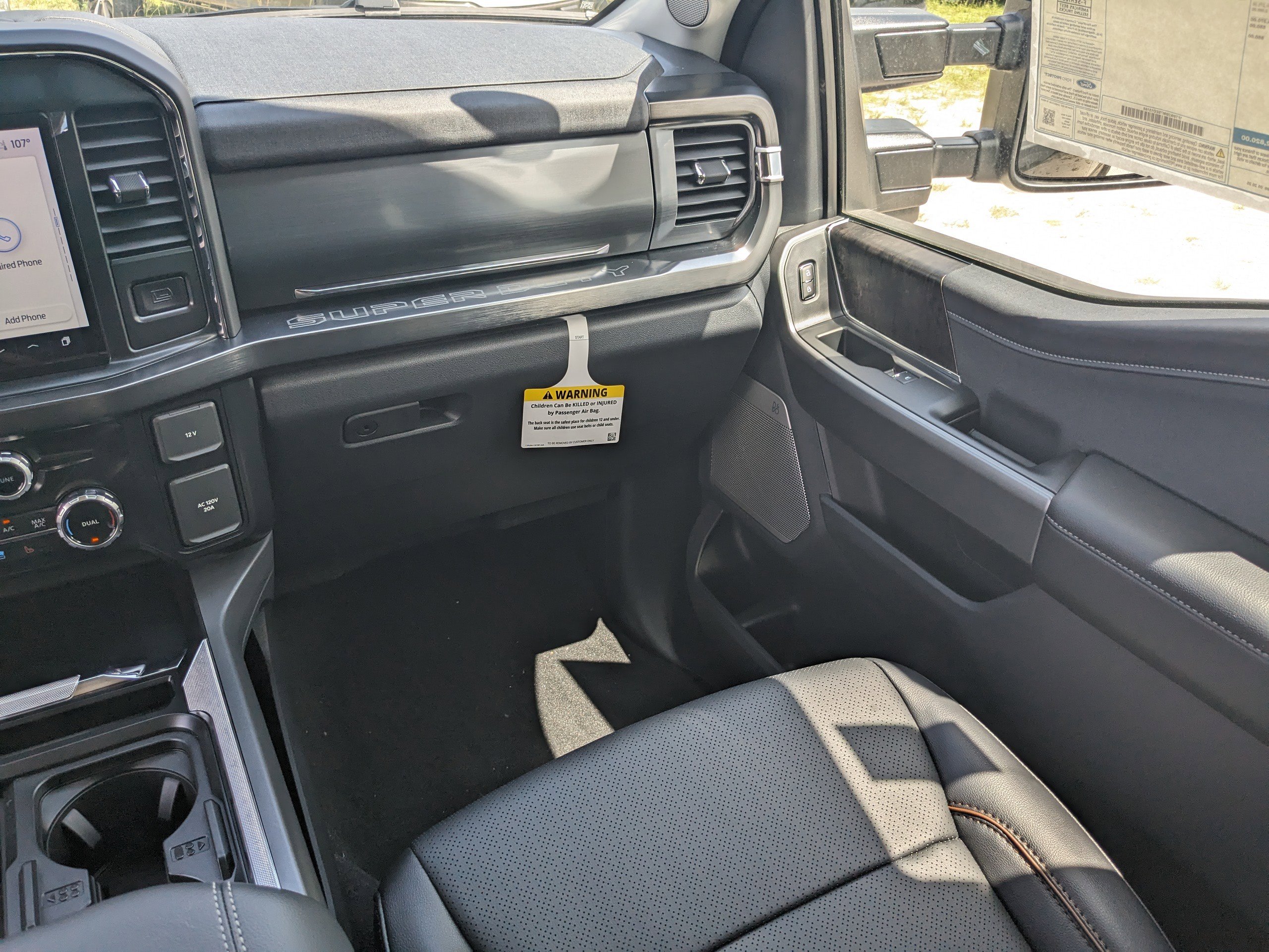 New 2025 Ford F250 Lariat w/ Lariat Ultimate Package image 16