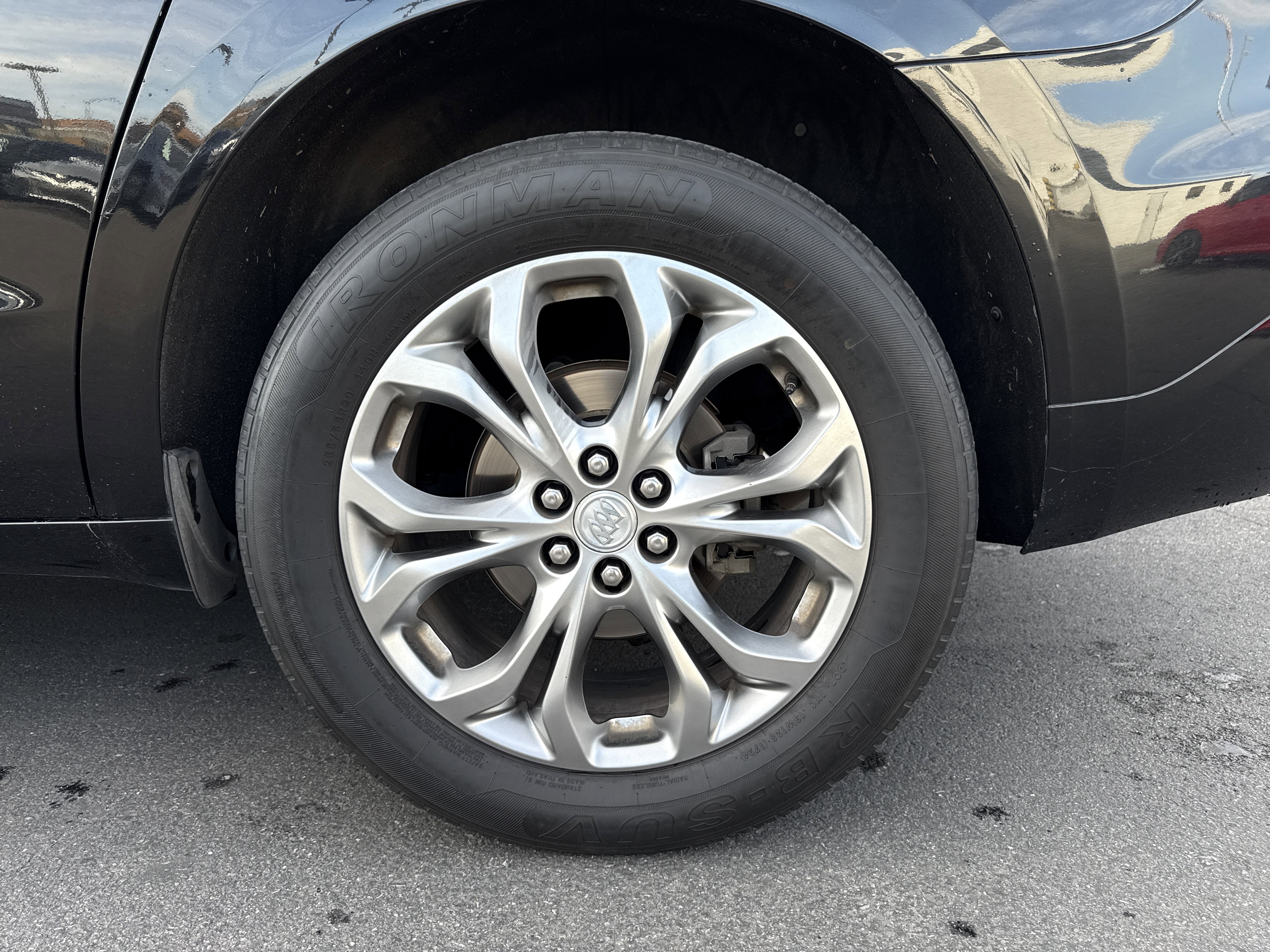 Used 2021 Buick Enclave Avenir w/ Avenir Technology Package image 3