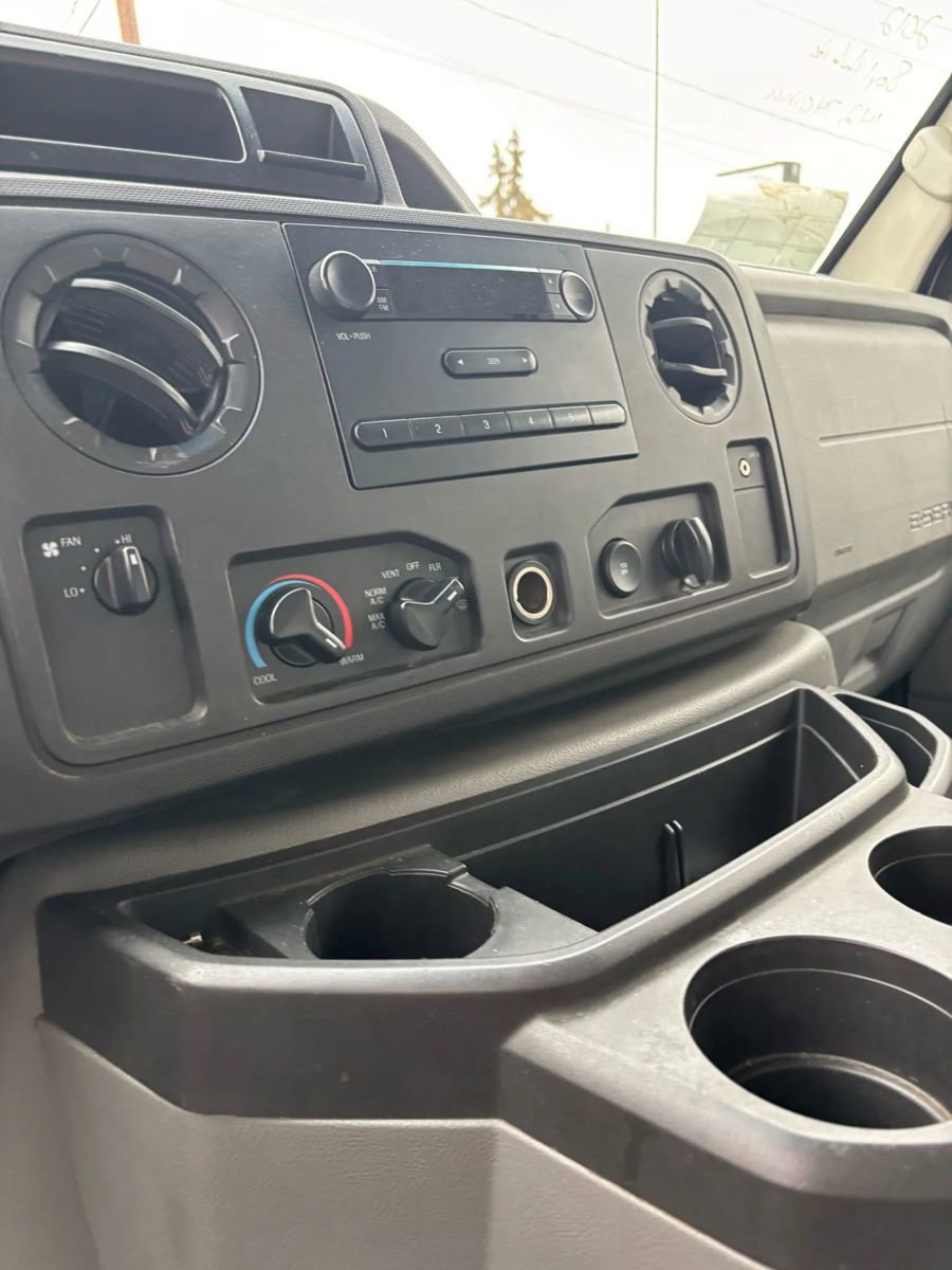 Used 2012 Ford E-350 and Econoline 350 Super Duty w/ PWR Locks & Windows Group image 20