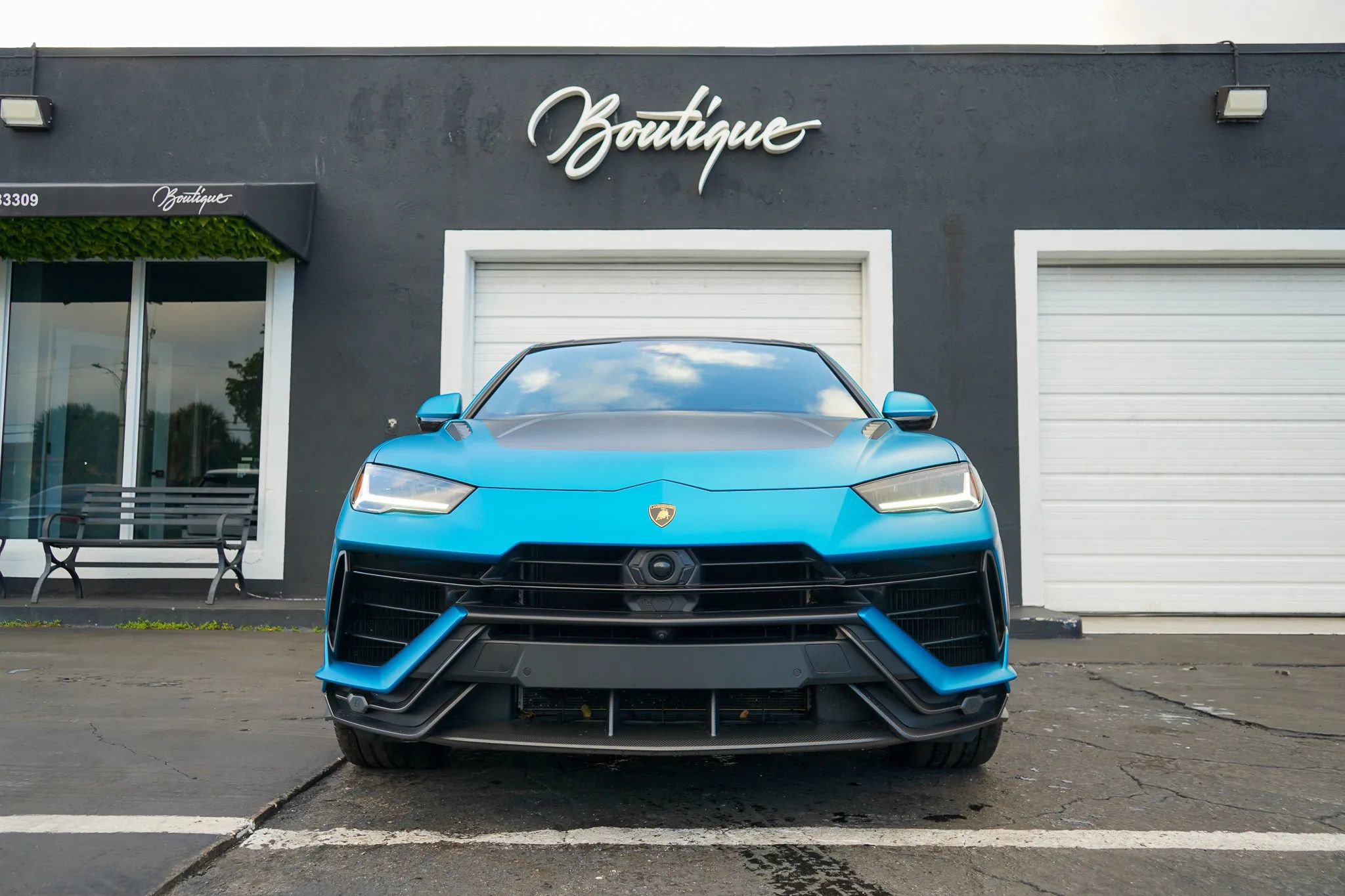 Used 2024 Lamborghini Urus Performante AWD/4WD image 11