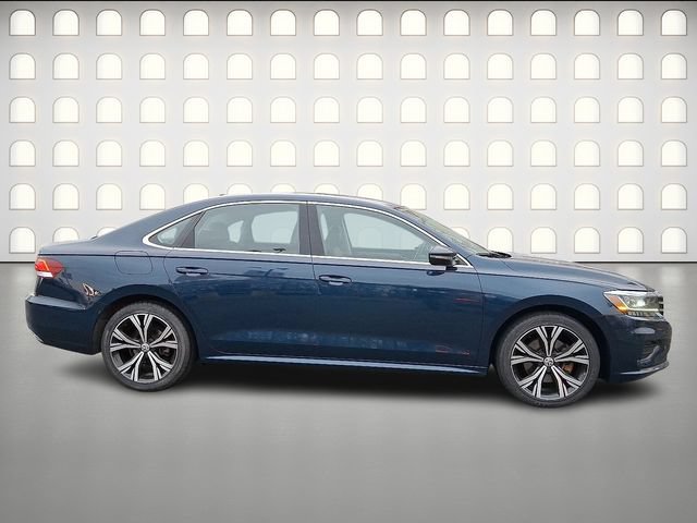 Used 2021 Volkswagen Passat 2.0T SE FWD image 7