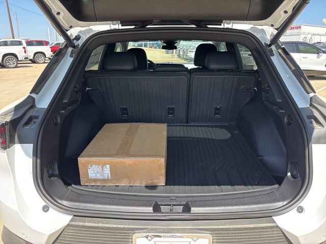 New 2026 Chevrolet Equinox EV LT FWD image 28