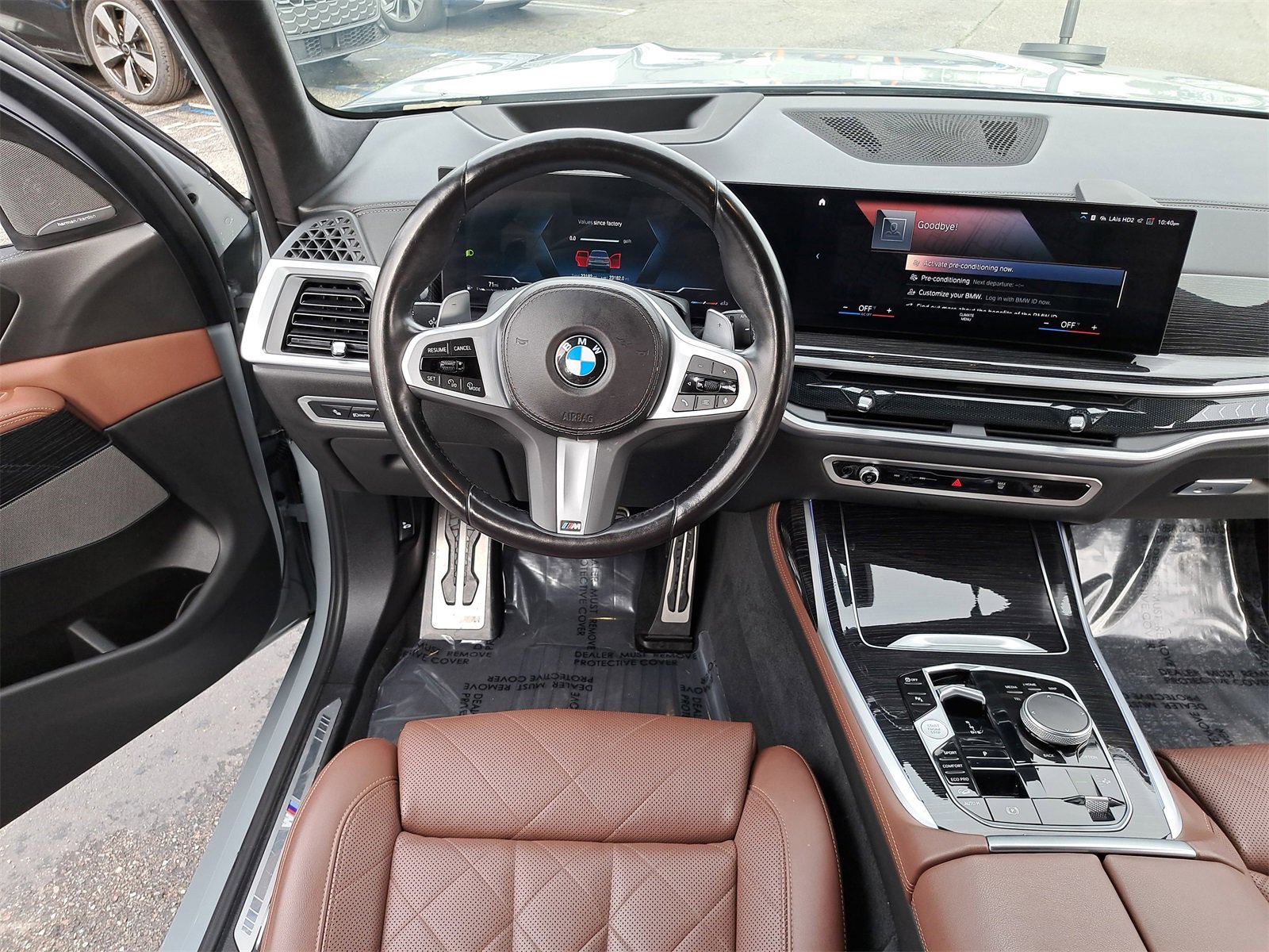 Used 2024 BMW X7 xDrive40i w/ M Sport Package image 18