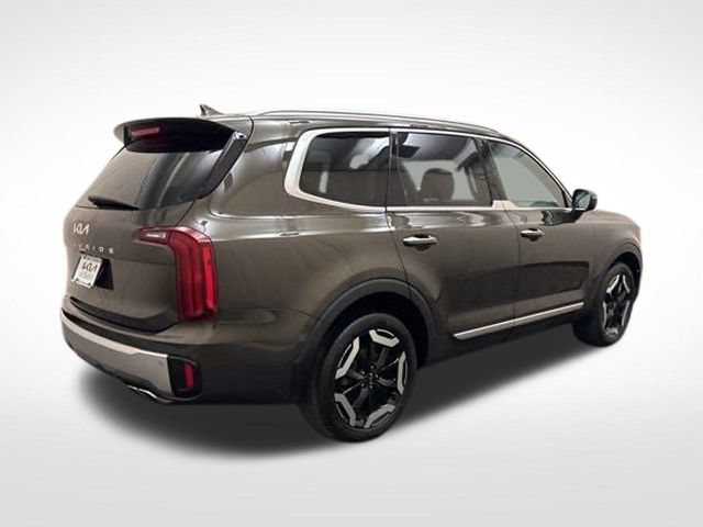 Certified 2024 Kia Telluride S FWD image 6