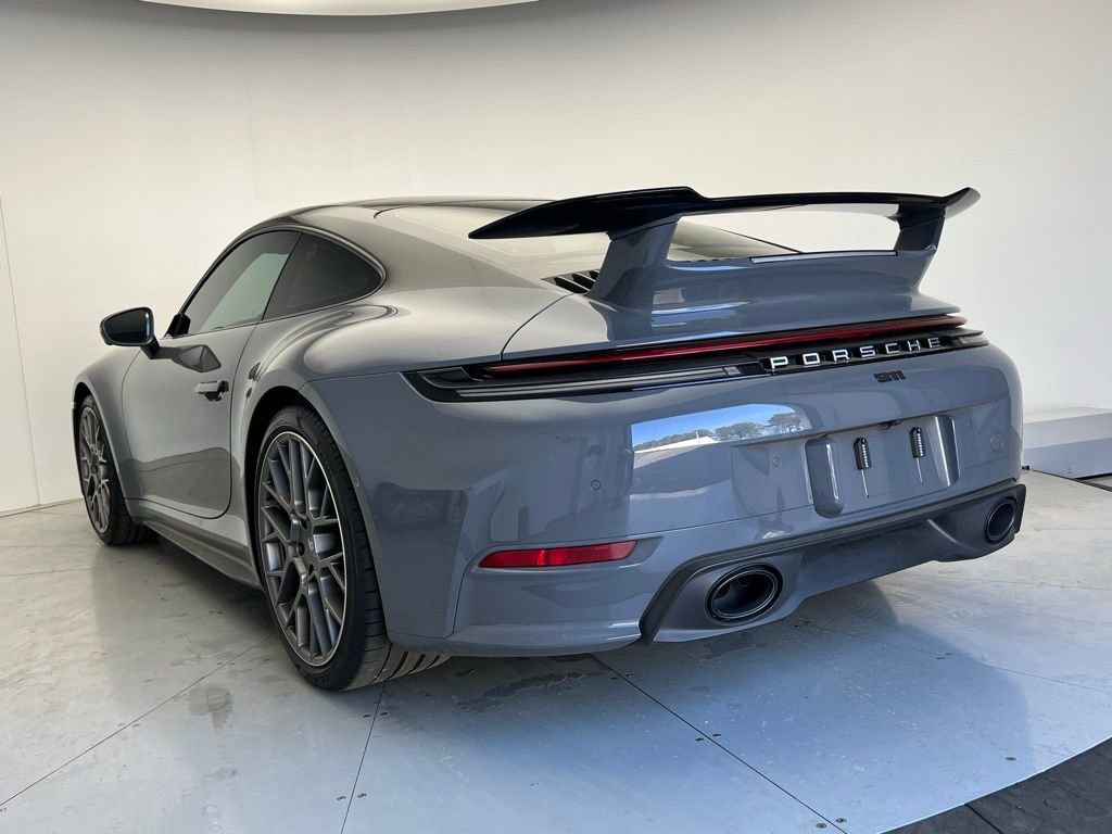 Certified 2025 Porsche 911 Carrera image 3