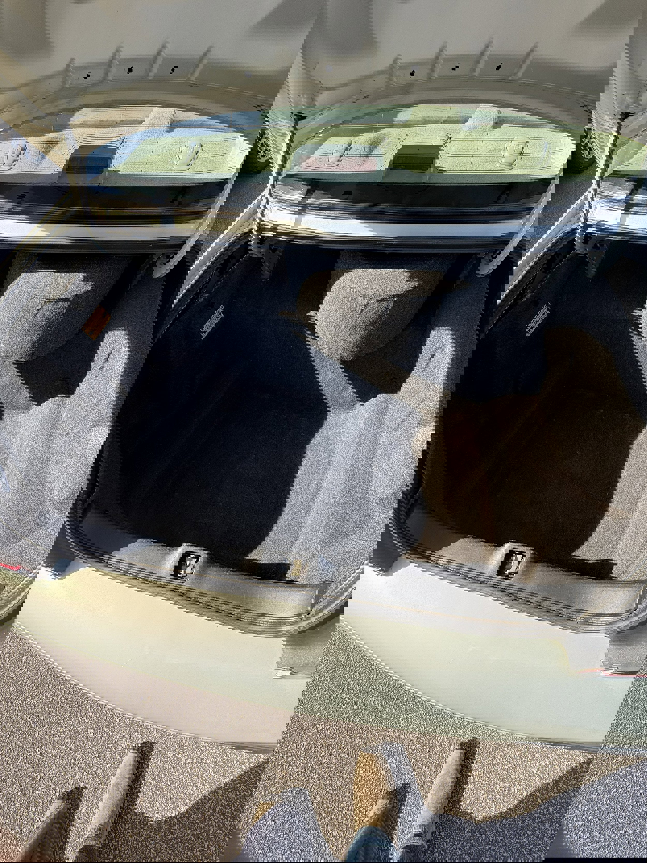 Used 2004 Ford Crown Victoria Police Interceptor image 6