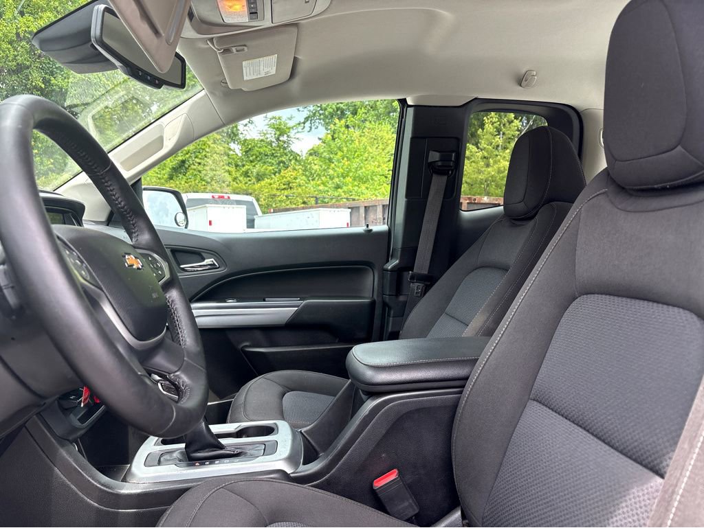 Used 2022 Chevrolet Colorado LT w/ Fleet Safety Package RWD image 13