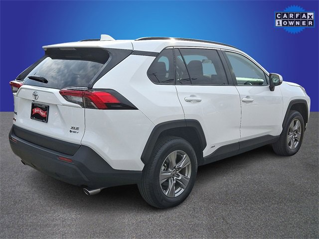Used 2025 Toyota RAV4 XLE image 4