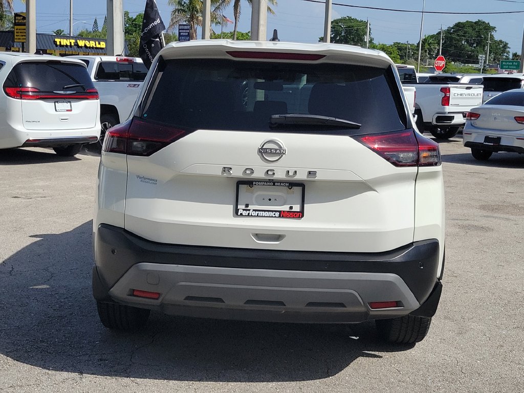 Certified 2023 Nissan Rogue S FWD image 8