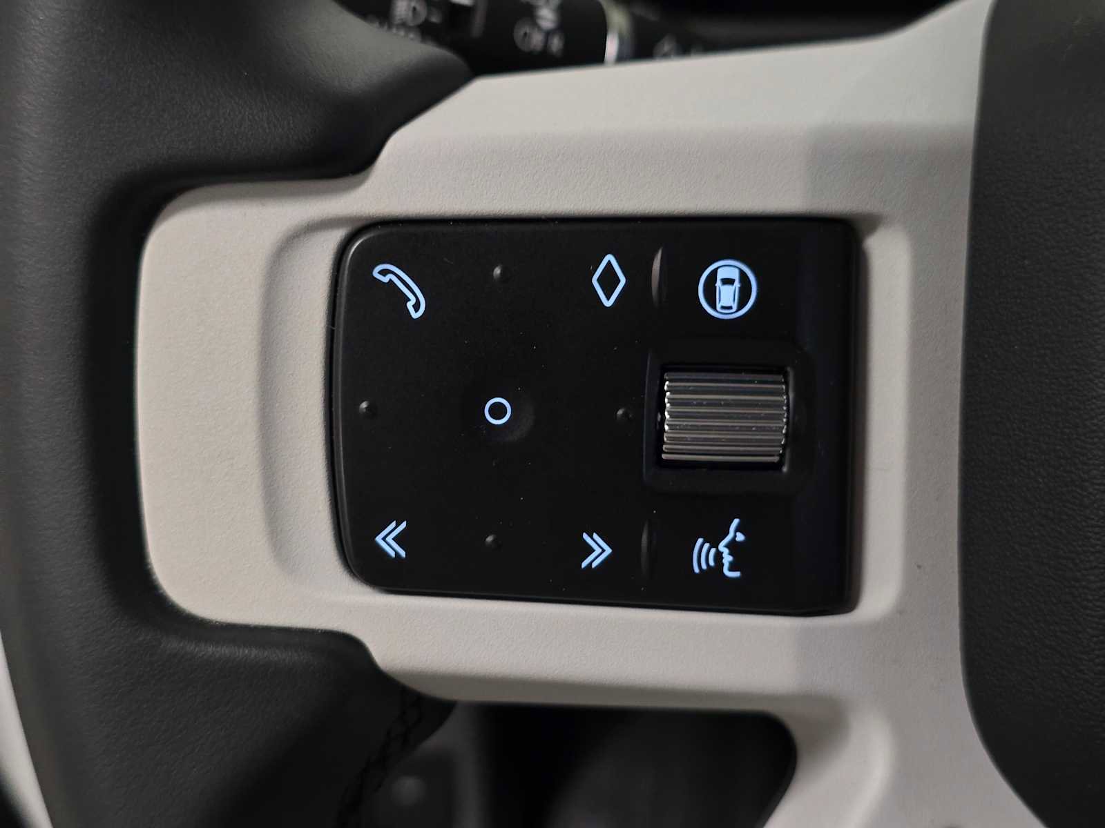 Used 2025 Land Rover Defender 130 S AWD/4WD image 34