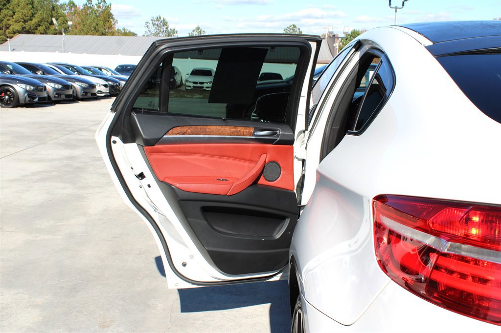 Used 2014 BMW X6 xDrive50i image 34