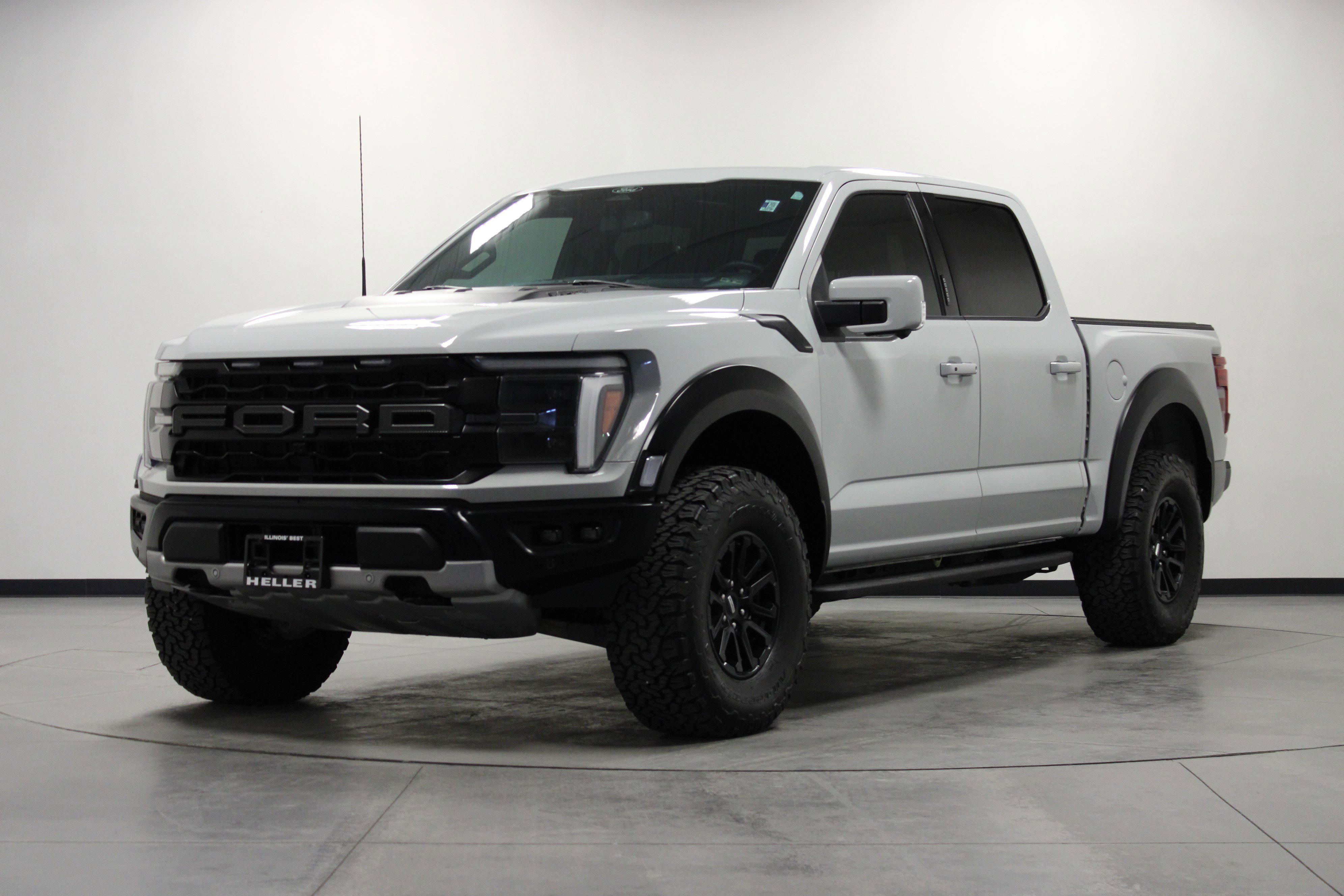 Used 2024 Ford F150 Raptor AWD/4WD image 8