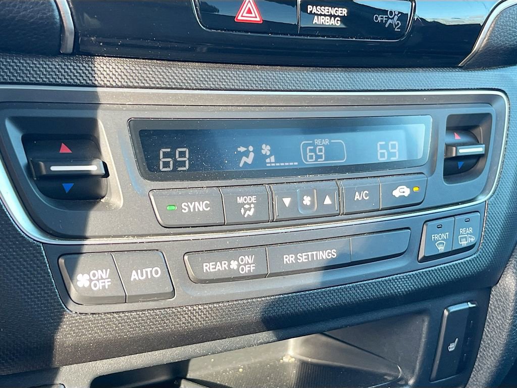 Used 2023 Honda Passport TrailSport image 16