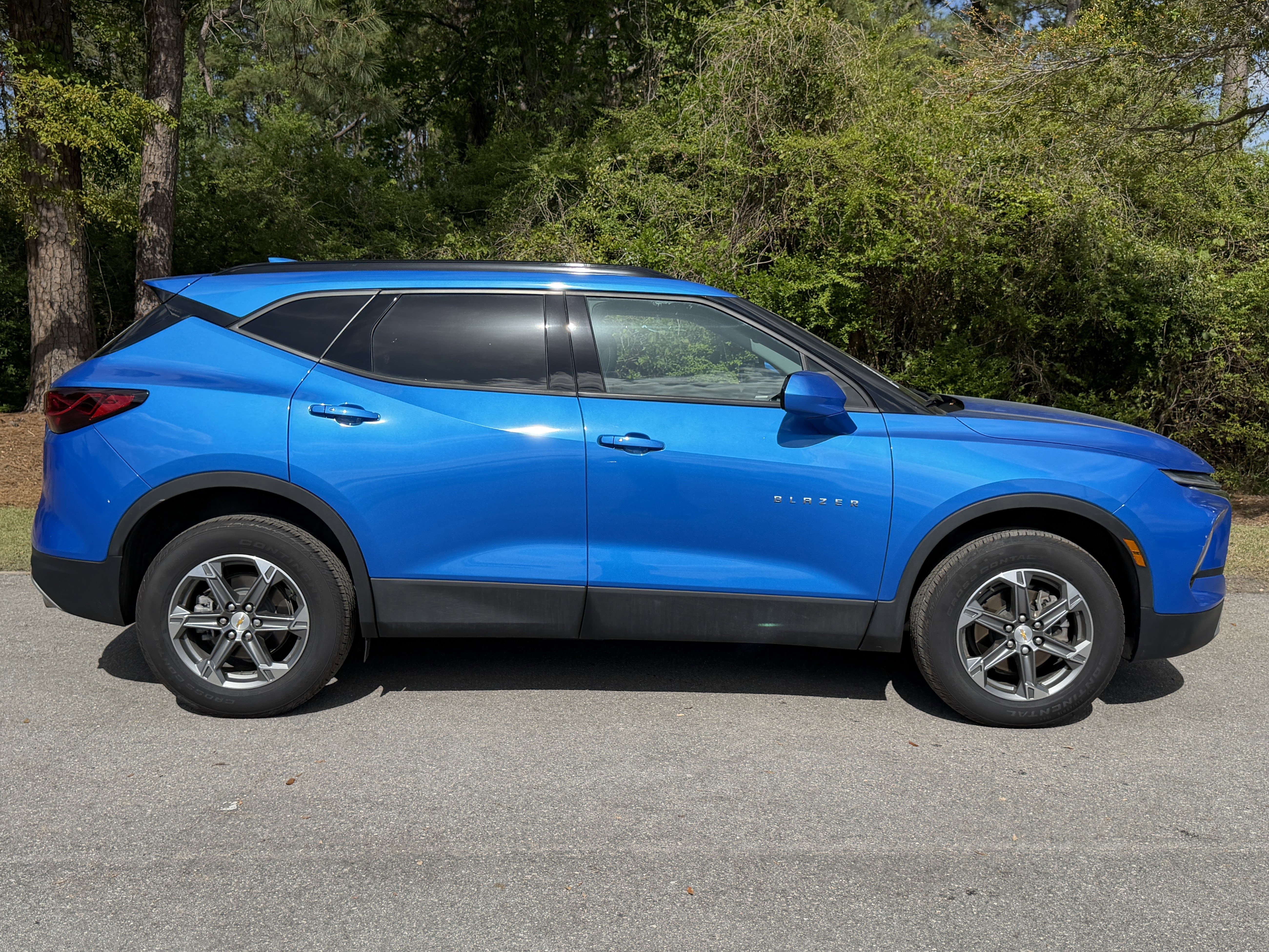 Used 2024 Chevrolet Blazer LT w/ Convenience Package image 2