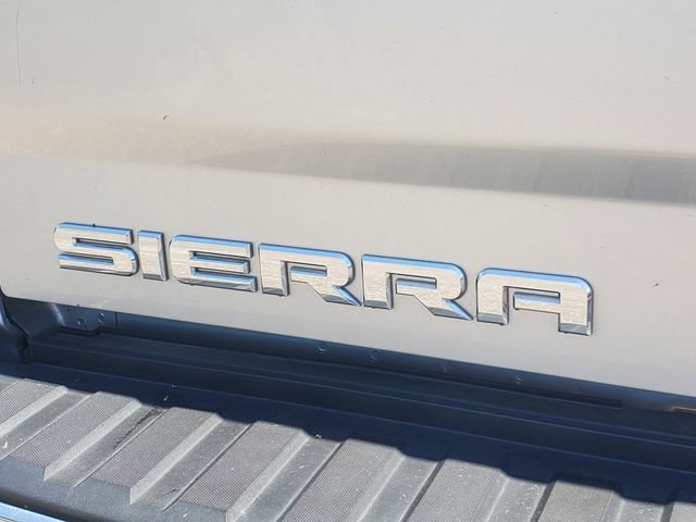 Used 2018 GMC Sierra 1500 SLE w/ SLE Value Package AWD/4WD image 8