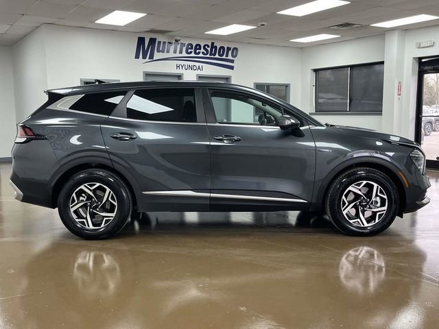 Used 2024 Kia Sportage LX image 4