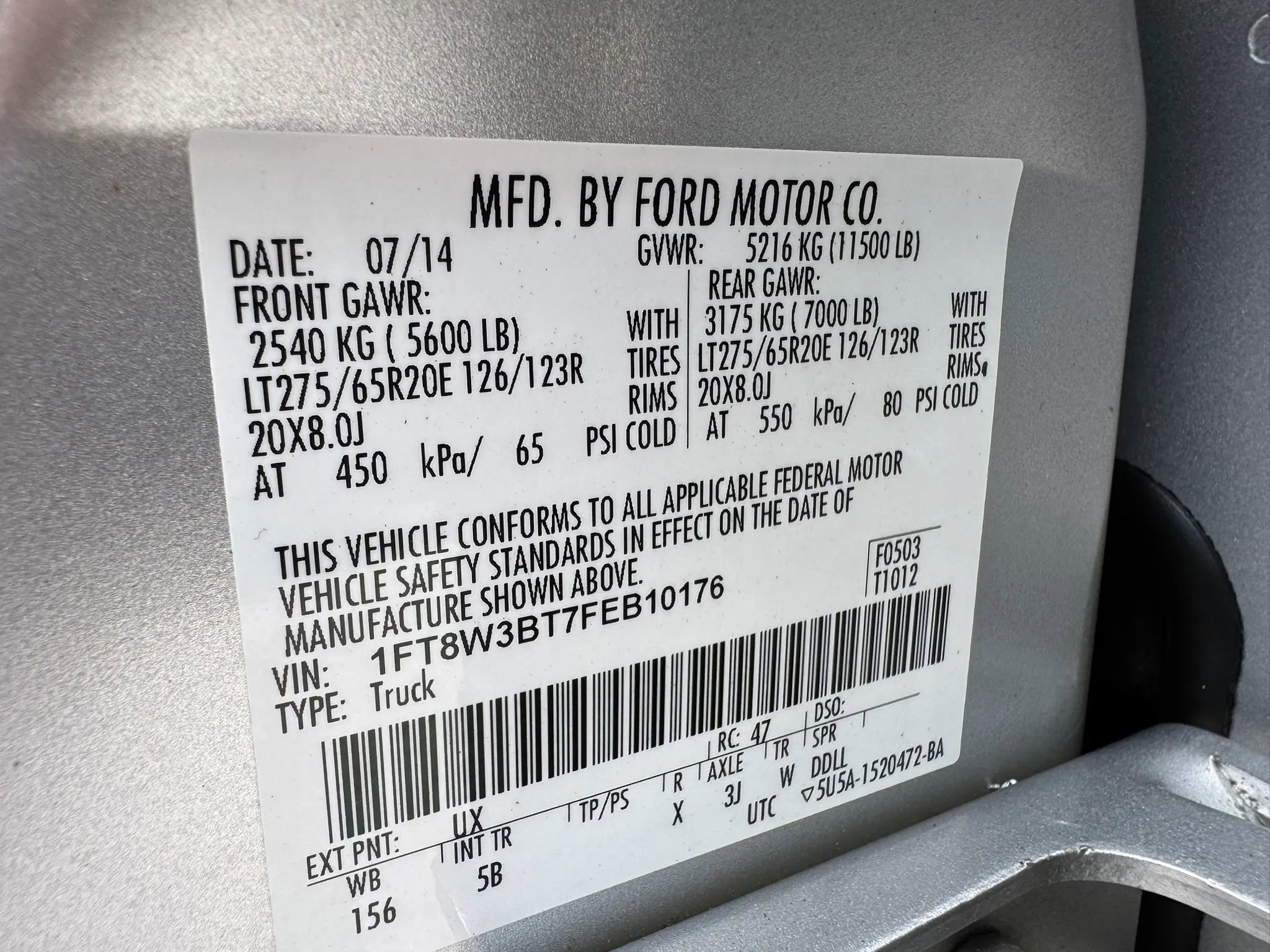 Used 2015 Ford F350 Lariat w/ Chrome Package image 28