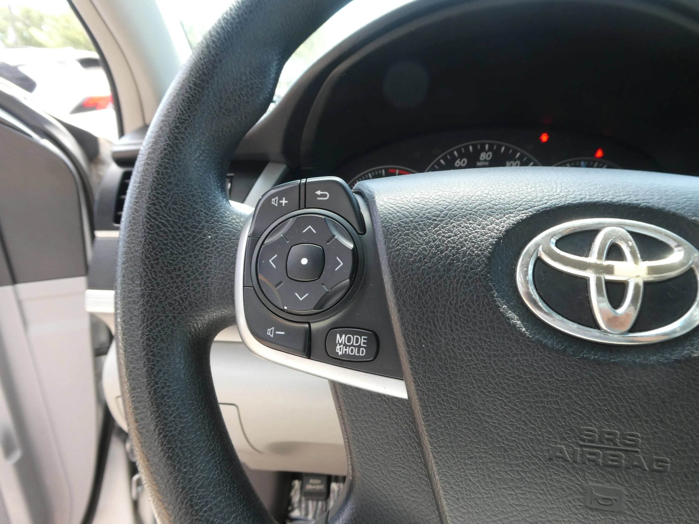 Used 2014 Toyota Camry FWD image 16