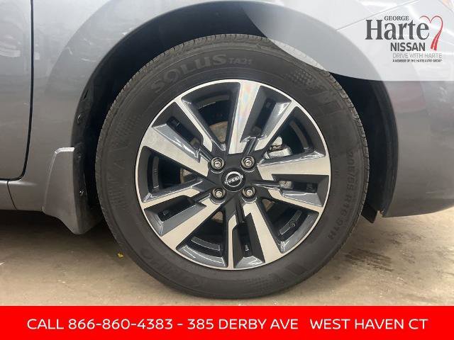 Certified 2025 Nissan Versa SV w/ Trunk Package image 22