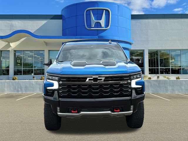 Used 2022 Chevrolet Silverado 1500 ZR2 w/ Technology Package AWD/4WD image 2