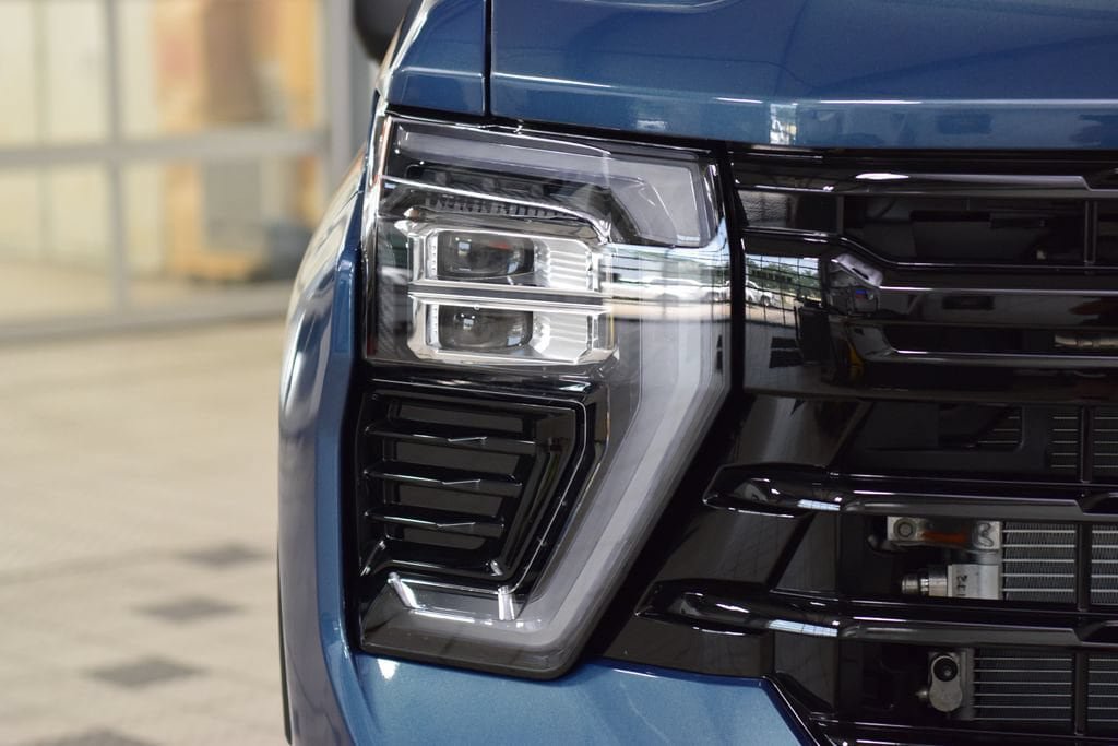 New 2026 Chevrolet Silverado 2500 LTZ w/ LTZ Plus Package AWD/4WD image 12
