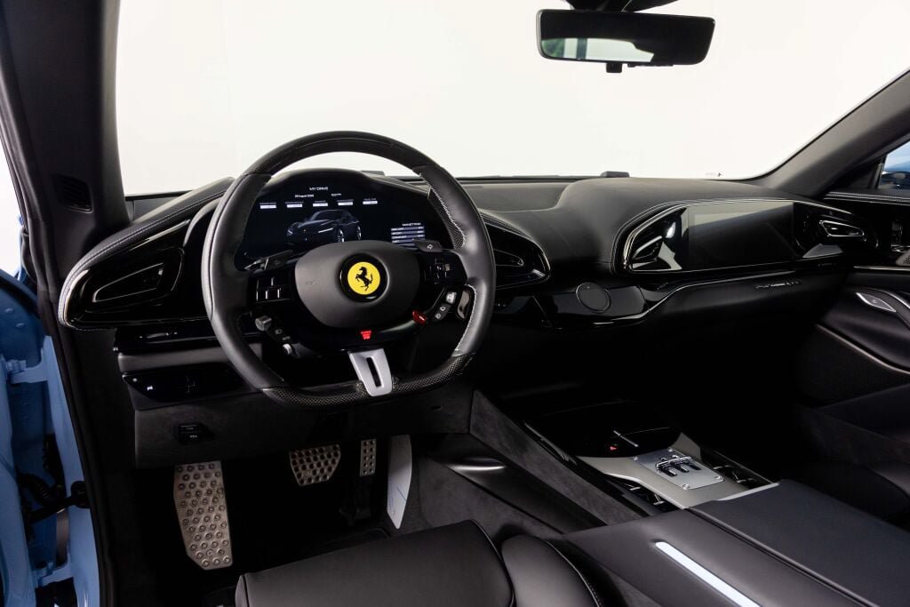 Used 2026 Ferrari Purosangue AWD/4WD image 34
