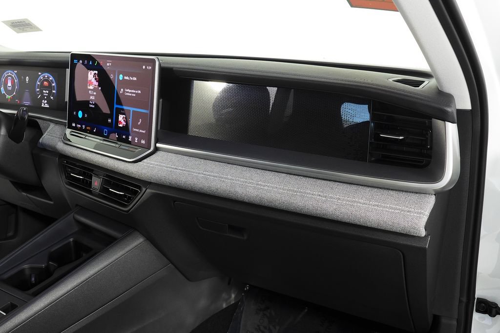 Used 2025 Volkswagen Tiguan S FWD image 14