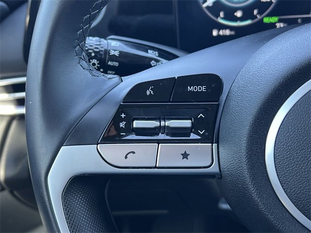 Used 2024 Hyundai Elantra Limited image 14