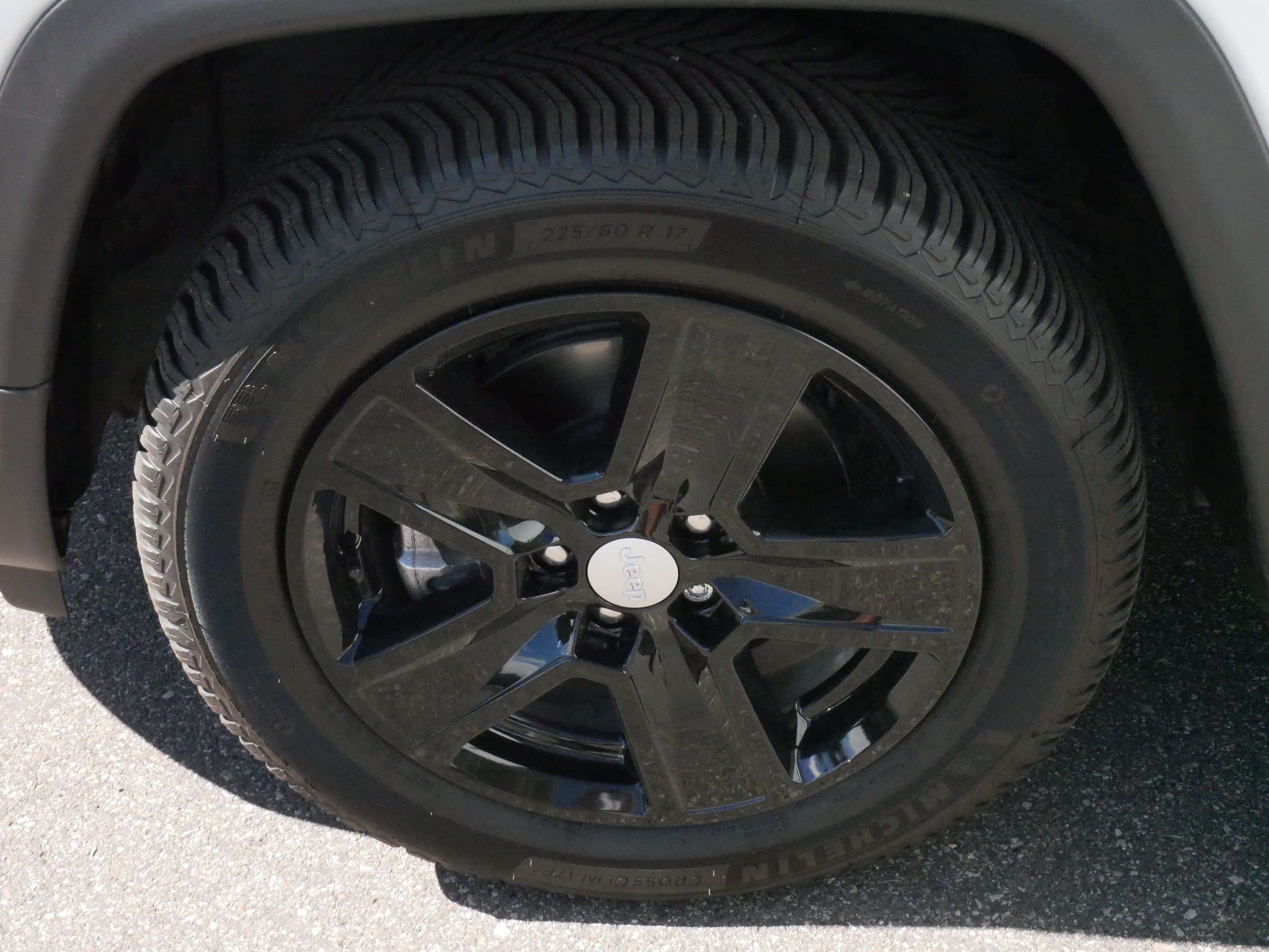 Used 2022 Jeep Compass Latitude AWD/4WD image 15