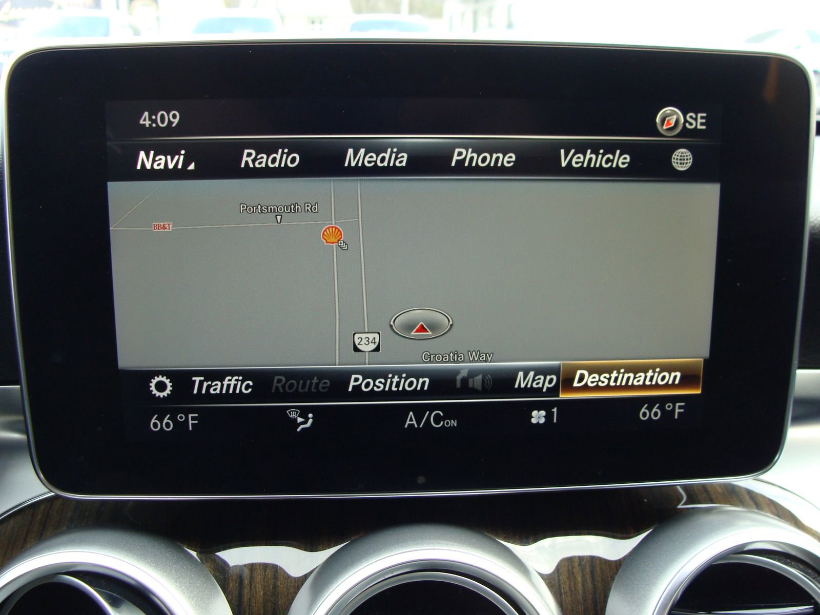 Used 2018 Mercedes-Benz C 300 4MATIC Cabriolet image 18