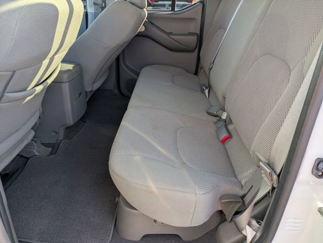 Used 2019 Nissan Frontier SV image 26