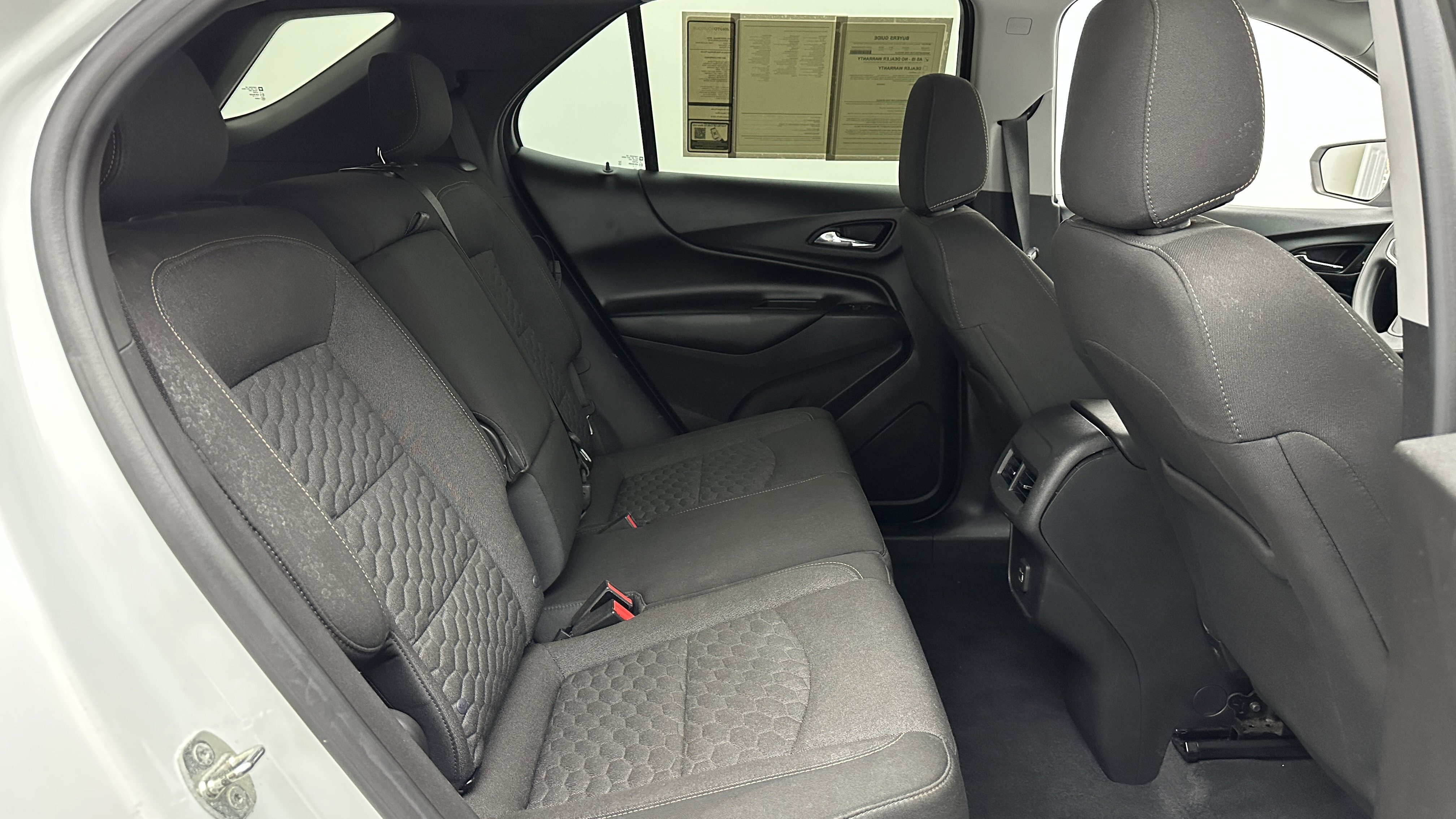 Used 2019 Chevrolet Equinox LT image 30