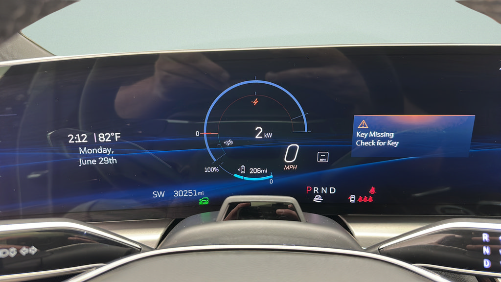 Used 2023 Cadillac Lyriq AWD image 17