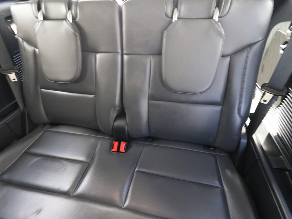 Certified 2025 Ford Explorer Active w/ Active Comfort Package RWD image 13