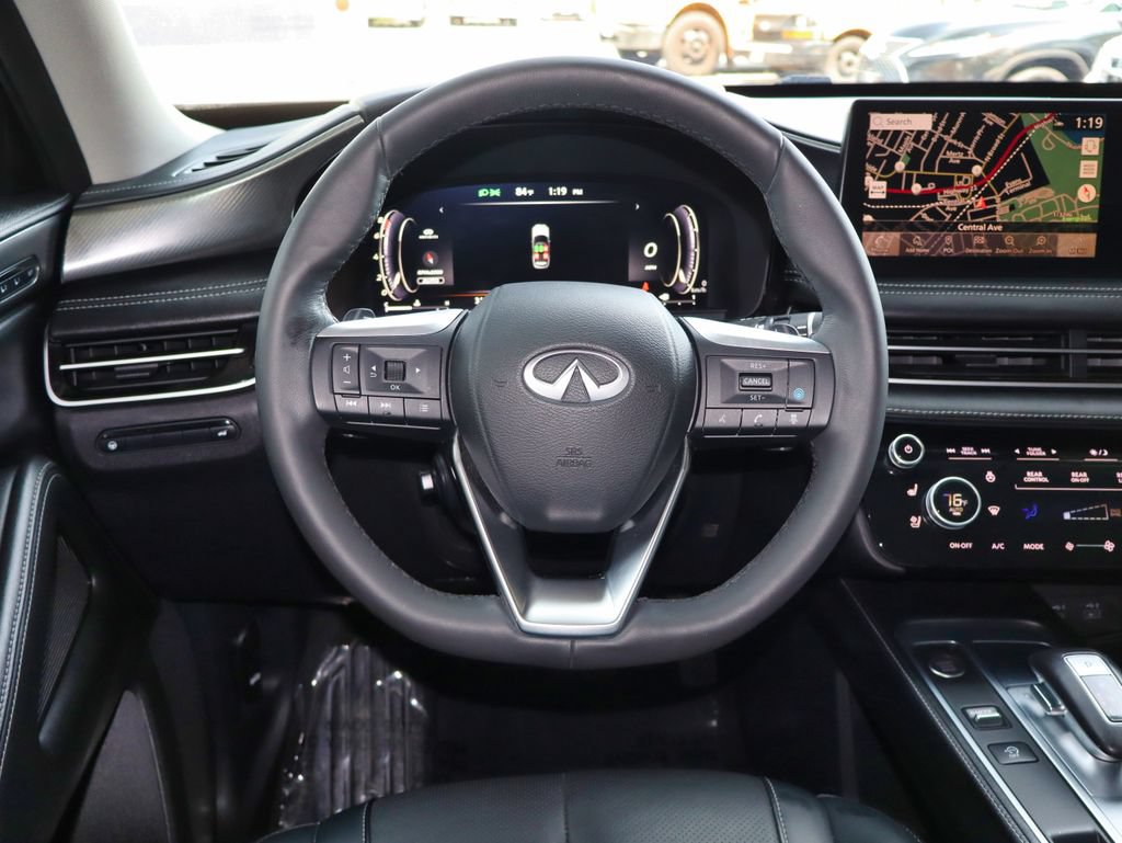 Used 2023 INFINITI QX60 Luxe w/ Cargo Package AWD/4WD image 32
