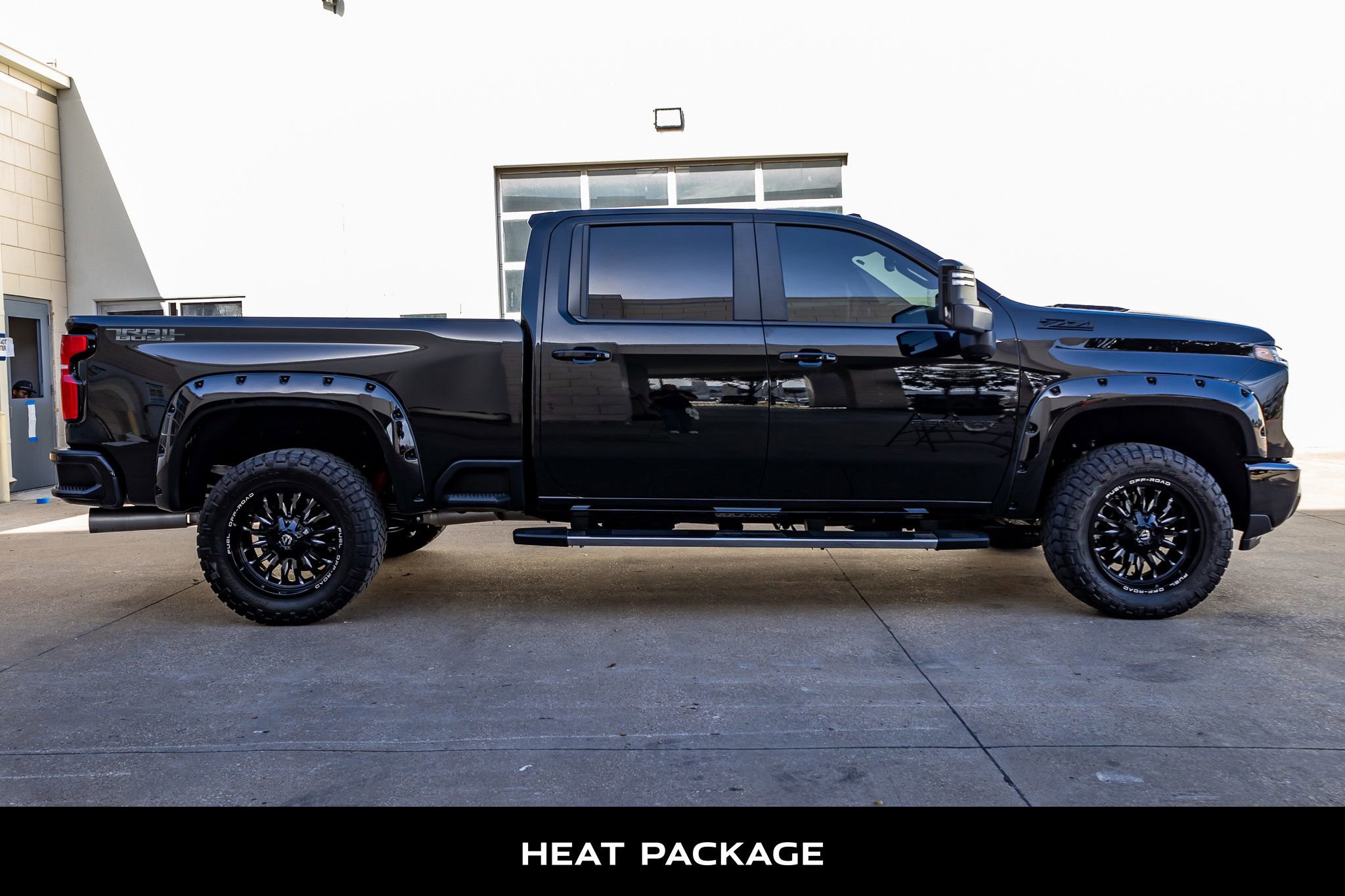 Used 2025 Chevrolet Silverado 2500 LT w/ Trail Boss Package AWD/4WD image 10