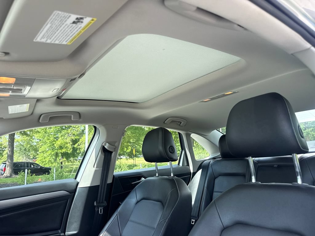 Used 2022 Volkswagen Jetta SE FWD image 31