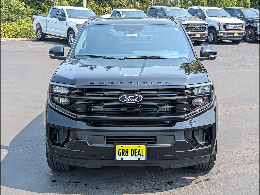New 2027 Ford Expedition Platinum w/ Stealth Performance Package AWD/4WD image 2