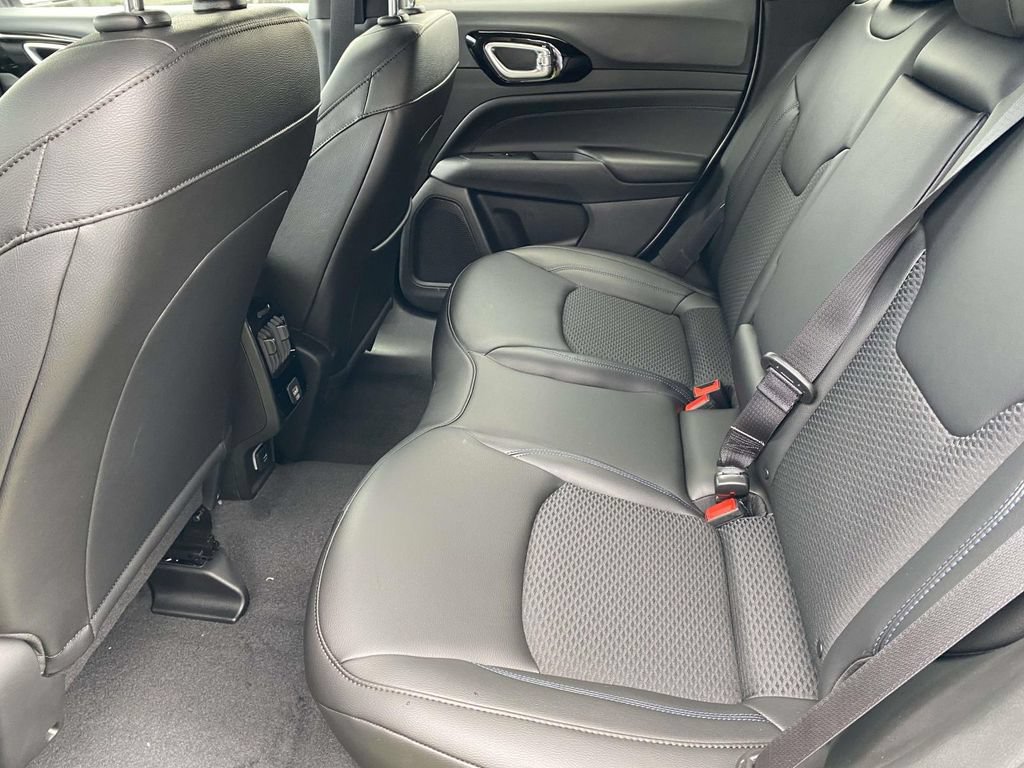New 2026 Jeep Compass Latitude AWD/4WD image 11