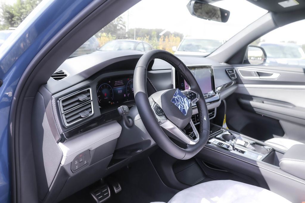 New 2026 Volkswagen Atlas Cross Sport SEL R-Line image 21