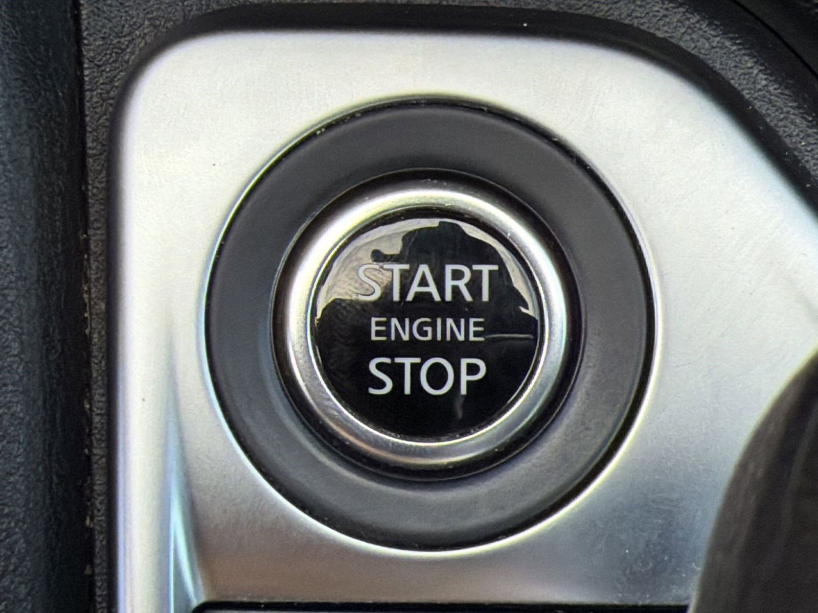 Used 2024 Nissan Sentra SV image 25