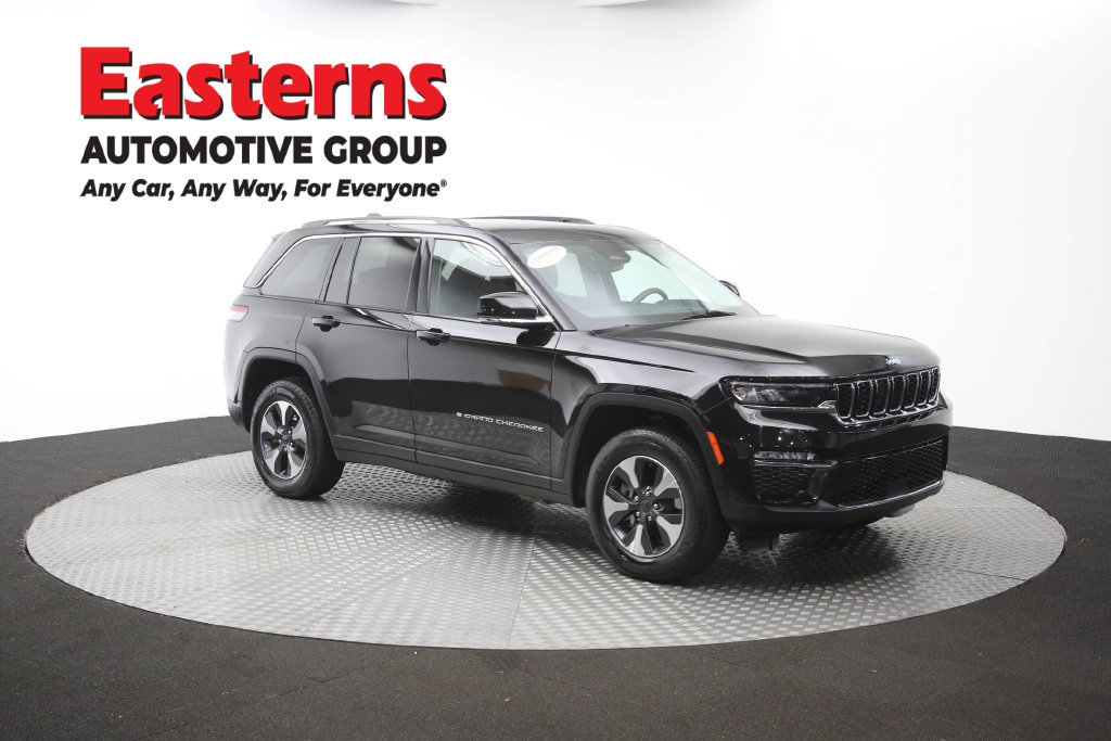 Used 2023 Jeep Grand Cherokee 4WD 4xe image 59