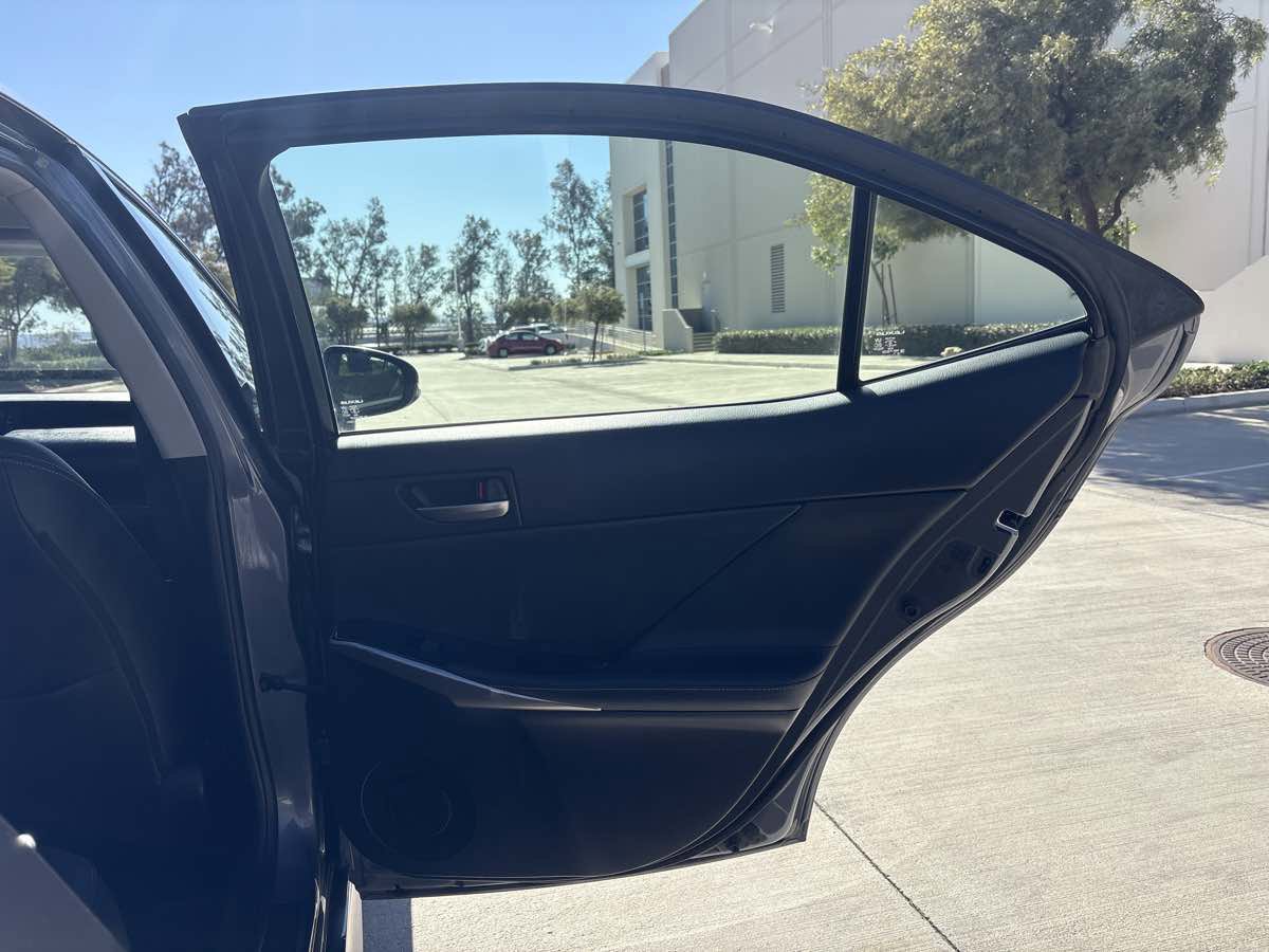 Used 2017 Lexus IS 200t w/ Navigation System Package RWD image 15