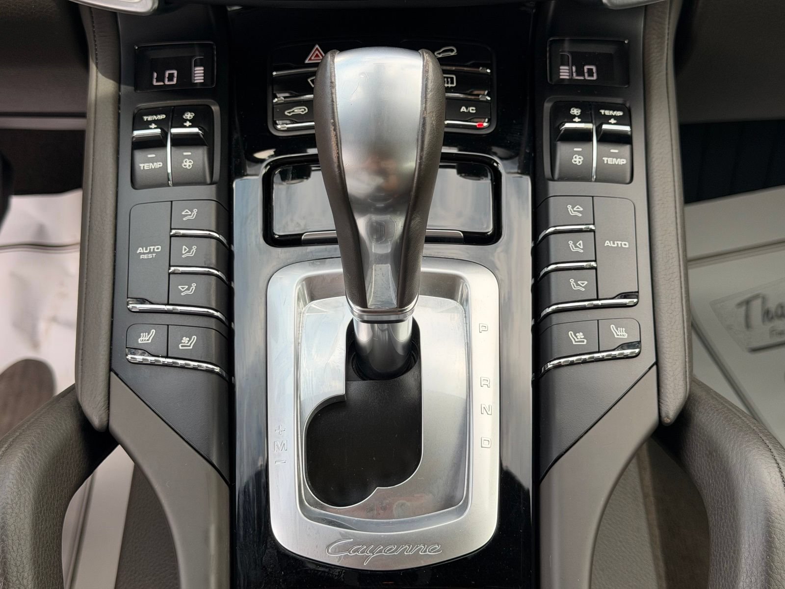 Used 2017 Porsche Cayenne AWD/4WD image 22